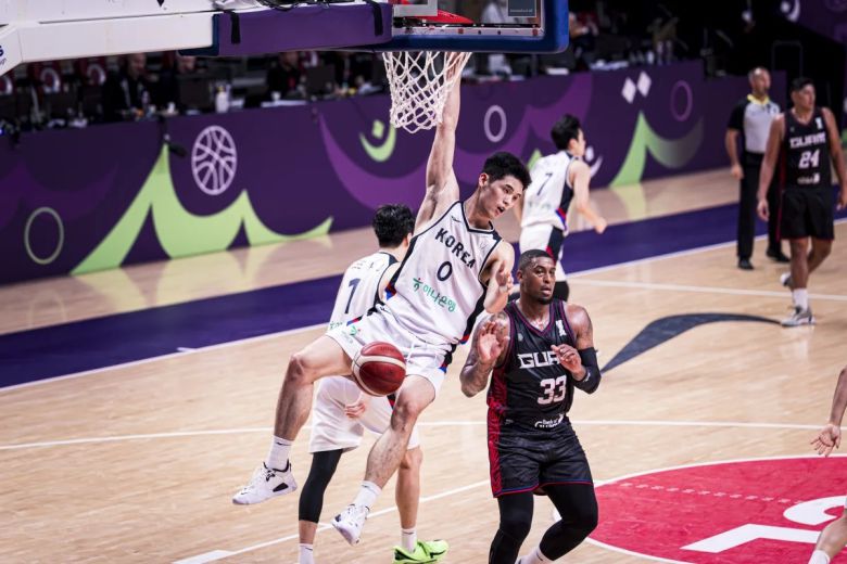 한국 남자 농구 대표팀 하윤기. 사진=국제농구연맹(FIBA) 제공