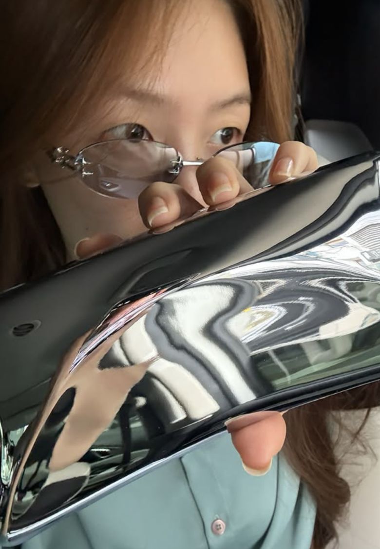 그룹 걸스데이 출신 배우 방민아가 따뜻한 근황을 전했다.  사진 = 방민아 SNS 계정