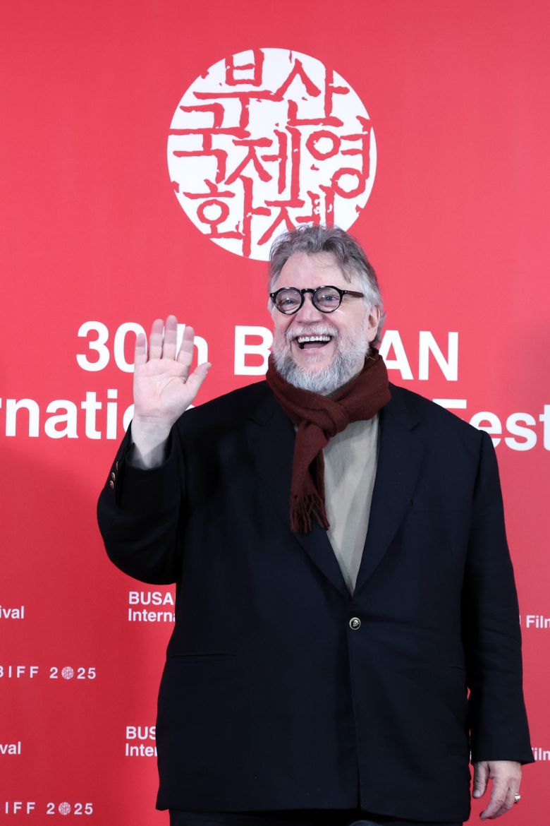 [부산=뉴시스] 박진희 기자 = 영화 '프랑켄슈타인' 감독 기예르모 델 토로(Guillermo DEL TORO)가 19일 부산 해운대구 영화의전당 비프힐에서 기자회견을 하고 있다. 2025.09.19. pak7130@newsis.com