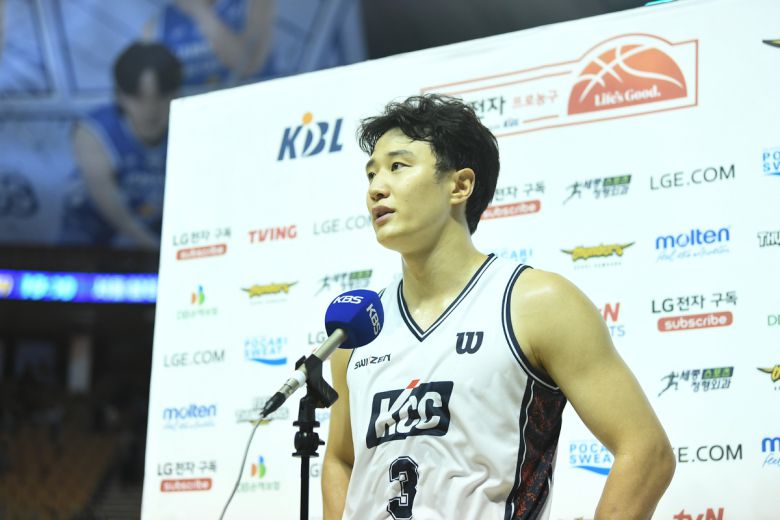 KCC 허웅이 평균 21.0점을 몰아치며 부상자가 속출한 KCC를 일으키고 있다. 사진=KBL 제공
