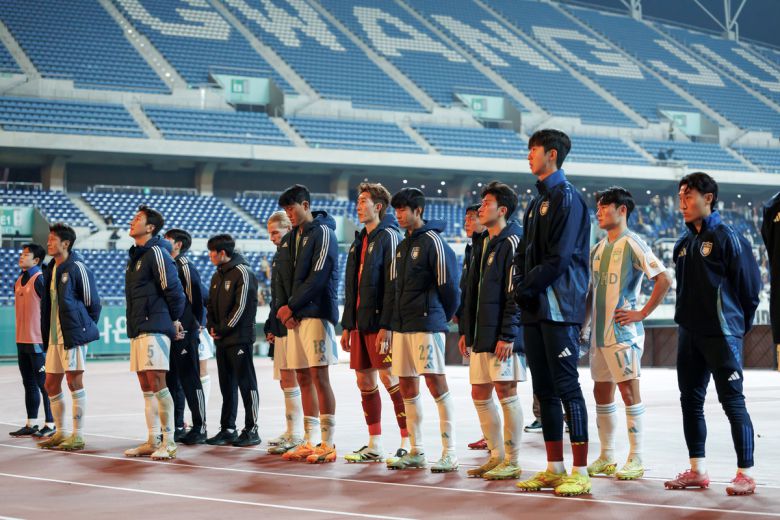 울산 선수단이 지난 22일 광주전에서 패한 뒤 아쉬워하고 있다. 사진=한국프로축구연맹 제공