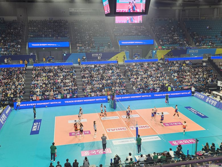 18일 인천 삼산월드체육관에서 진행 중인 KYK 인비테이셔널 2025 2일 차 경기. 사진=김진수 기자