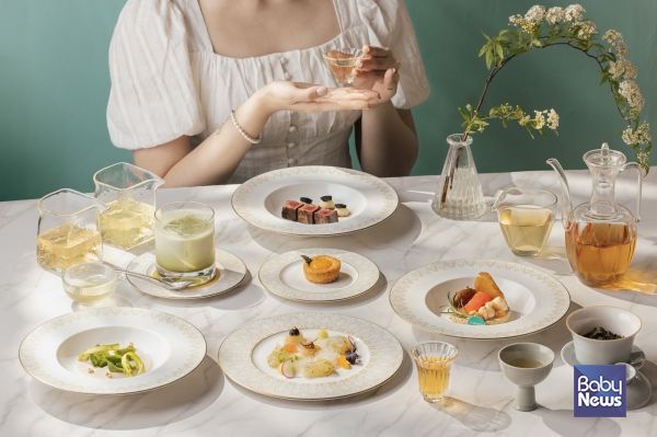 르미에르_티 오마카세, '아트 드 티(Art de Tea)'. ⓒ르메르디앙 서울 명동