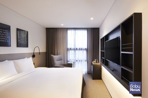 휴젤㈜의 클리니컬 코스메틱 브랜드 웰라쥬(WALLAGE)와 함께 ‘원터 글로우 패키지’ 출시. ⓒ글래드 호텔앤리조트