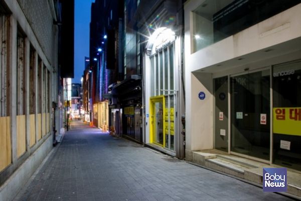 부산에서는 고령인구 비중이 높아질수록 자영업 비율과 개업률, 폐업률 모두 감소하는 것으로 나타났다. ⓒ베이비뉴스