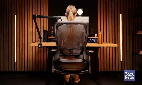 엘가토, 크리에이터를 위한 프리미엄 스튜디오 체어 ‘엠브레이스(Embrace)’ 공개. ⓒ엘가토