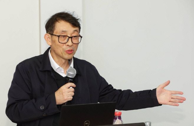 박은홍 성공회대 정치학과 교수