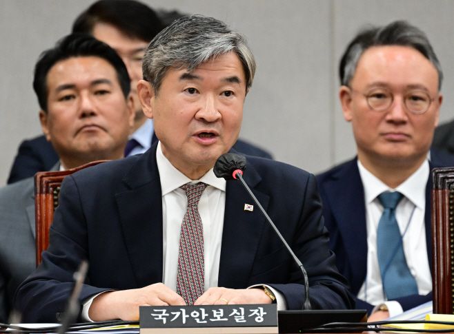 조태용 국가안보실장이 7일 국회에서 열린 운영위원회의 대통령비서실 등에 대한 국정감사에서 의원들의 질의에 답변하고 있다./이병화 기자