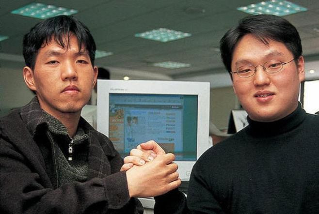 이창호 국수와 동생 고 이영호 씨./신랑(新浪).