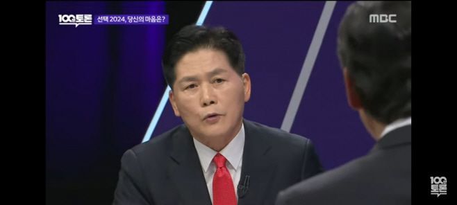 지난 2일 진행된 MBC '100분 토론'에서 김진 전 중앙일보 논설위원이 발언하고 있다. /MBC 유튜브 캡쳐