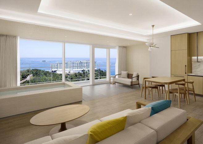 카시아 속초 프리미어 킹 객실/ 카시아 속초 제공