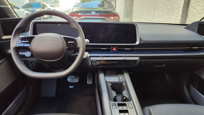 아이오닉6의 실내 모습./김정규 기자