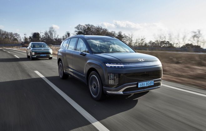 아이오닉 9의 주행 모습./현대차