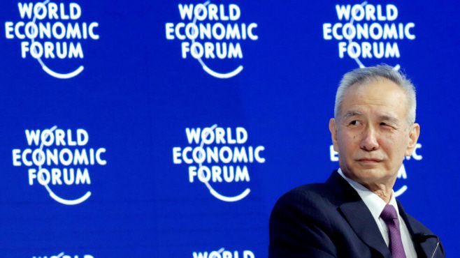 시진핑 중국 총서기 겸 국가주석의 절친으로 유명한 류허 전 부총리. 최근 아들인 류톈란 전 톈이쯔텅투자공사 회장이 비리에 연루돼 체포됐다는 소문으로 곤욕을 치르고 있다./징지르바오(經濟日報).