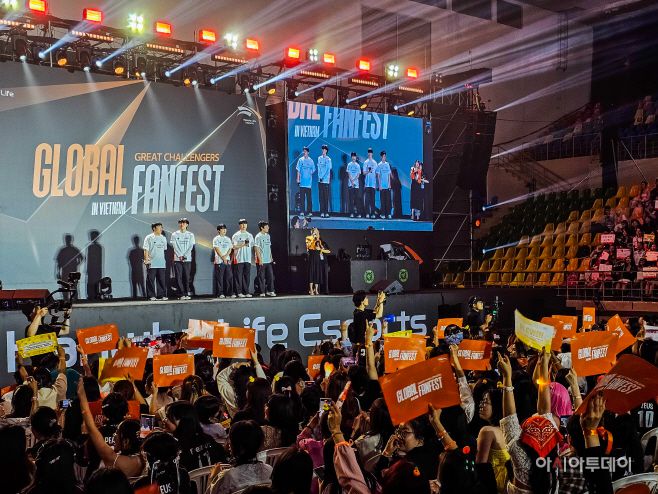 18일(현지시간) 베트남 호치민시에서 열린 한화생명e스포츠(HLE) 글로벌 팬 페스트 인 베트남 행사의 모습/호치민시 정리나 특파원