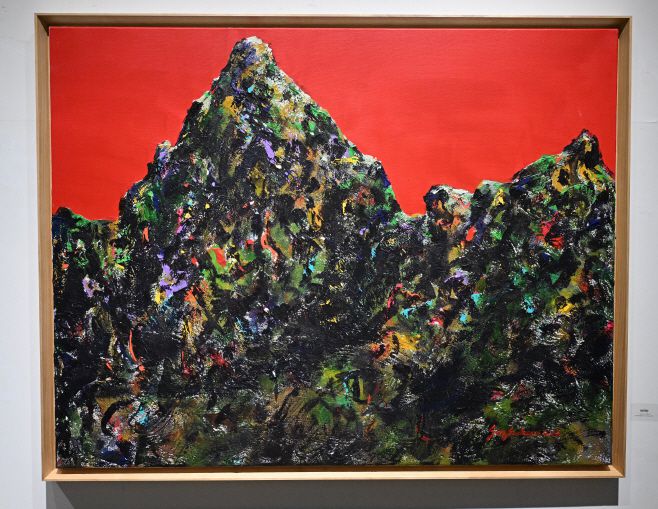 송수근의 '바위산'. /사진=송의주 기자