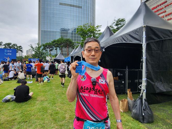 800명 중 최고령 참가자인 76세 박종섭씨. 박씨는 지난 대회에 이어 2번째 최고령 참가자 인터뷰다./ 차세영 기자