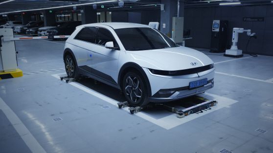 현대자동차그룹 주차로봇./현대자동차그룹