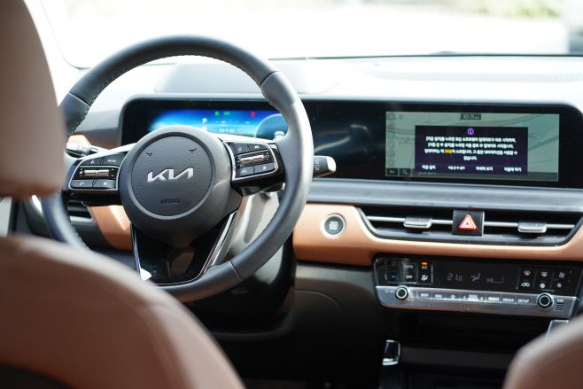 기아 셀토스 1열 모습./김정규 기자