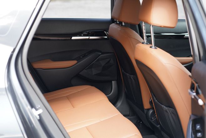 기아 셀토스 2열 모습./김정규 기자