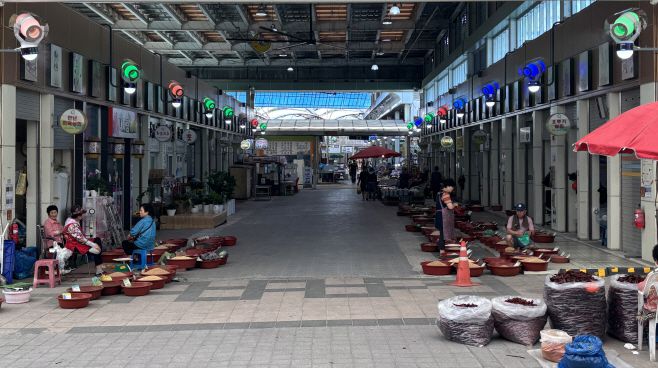 화순군이 2026년 전통시장과 상점가 현대화 사업 공모에 선정됐다. 화순 전통시장 전경./화순군