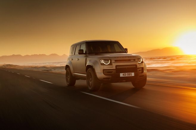 랜드로버 디펜더 옥타./JLR