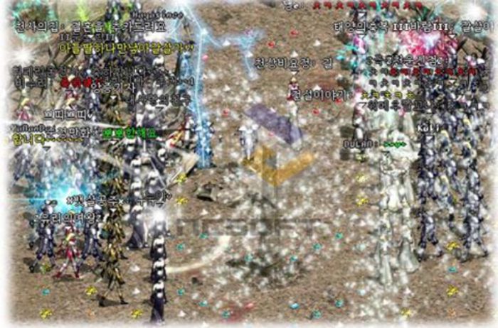 리니지 최초의 결혼식에 많은 유저가 참석했다. /커뮤니티 캡처