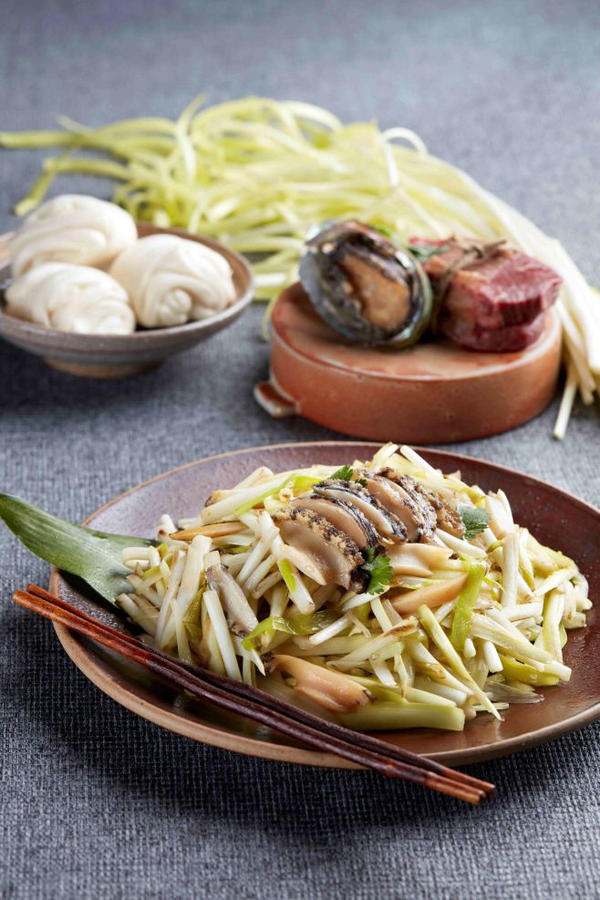 파라다이스 호텔 부산 남풍 황금부추 요리. / 파라다이스 제공