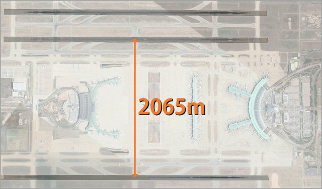 인천공항의 활주로 간 거리. 서편활주로와 동편활주로 사이 거리가 2km가 넘습니다. 자료: 구글어스