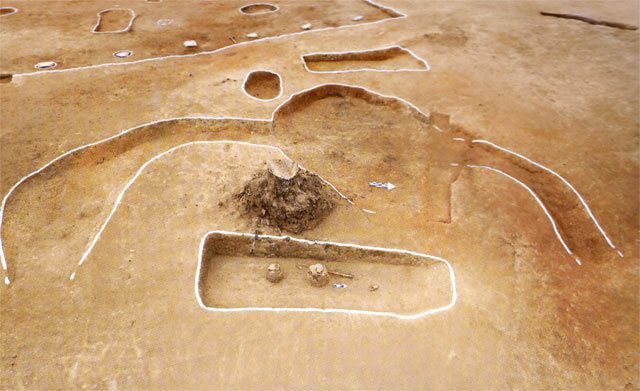 부여의 칼이 발견된 충북 청주 오송의 무덤. 부여 외에선 발견된 적이 없던 칼이 백제의 무덤에서 나온 것을 두고 현지에 정착한 이주민들이 공존의 지혜를 발휘한 것이라는 해석이 나오고 있다. 강인욱 교수 제공