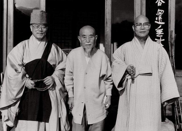 관응, 녹원 스님과 함께. 쌍계사 제공