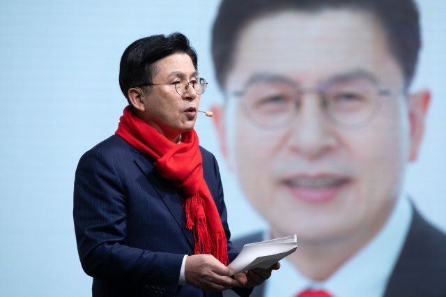 황교안 국민의힘 당 대표 후보가 7일 오전 서울 강서구 ASSA빌딩 방송스튜디오에서 열린 국민의힘 제3차 전당대회 비전발표회에서 비전발표를 하고 있다. 국회사진기자단