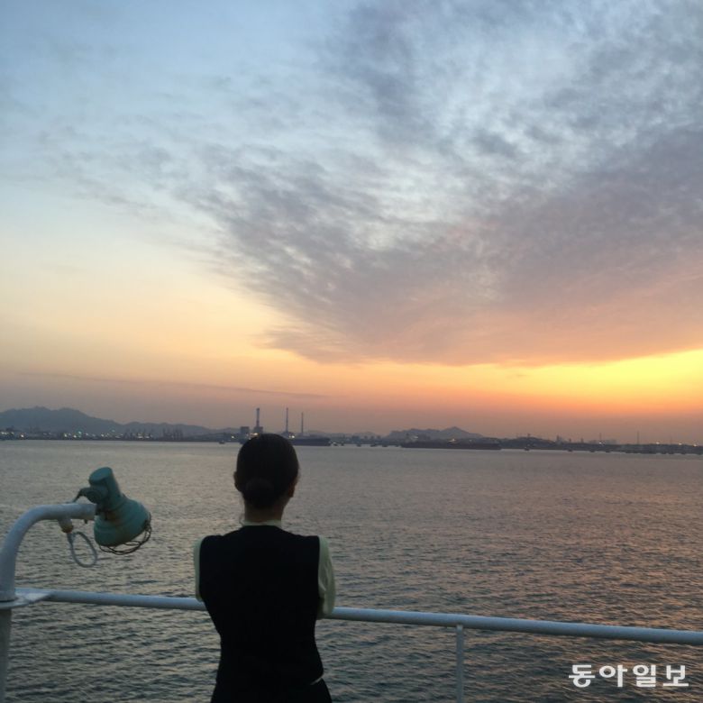 차다율 씨는 크루즈 승무원 시절을 자신의 인생에서 가장 힘들었던 시기 중 하나로 기억한다. 젊은 직장인에게 상사의 모진 괴롭힘은 견딜 수 없는 고통이었다.  사진제공 차다율 씨