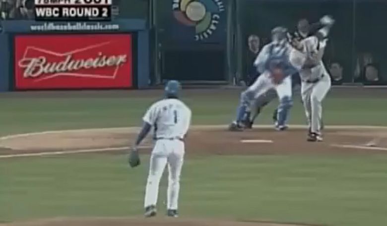 손민한은 제1회 WBC때 공 3개로 당대 최고의 타자 알렉스 로드리게스를 돌려세웠다. SBS 중계화면 캡처