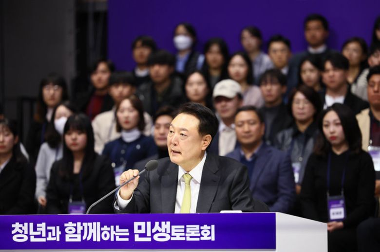 5일 윤석열 대통령이 경기 광명시 아이벡스 스튜디오에서 ‘청년의 힘으로 도약하는 대한민국’을 주제로 열린 민생토론회에서 발언하고 있다. 광명=대통령실사진기자단