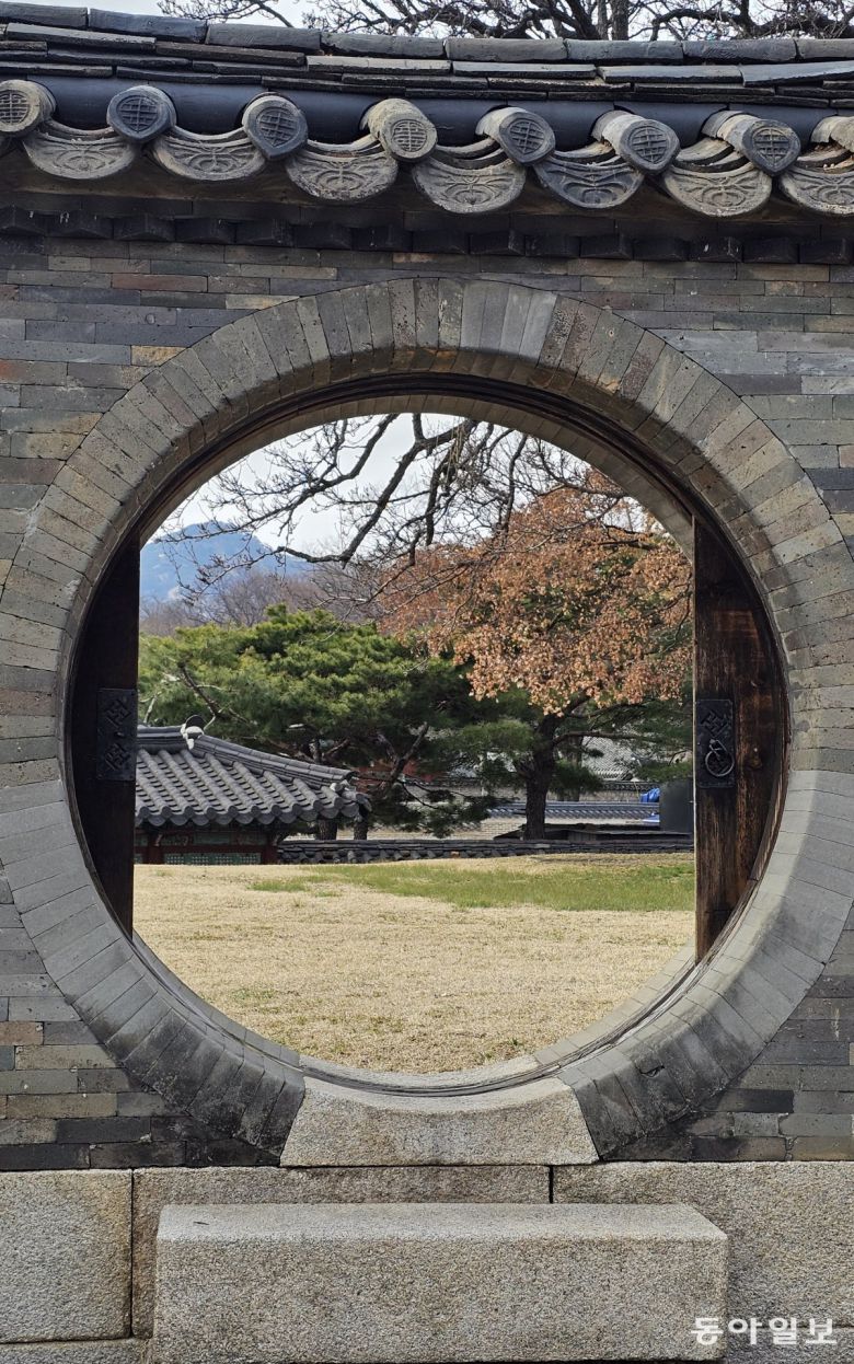 낙선재 후원 만월문. 김선미 기자