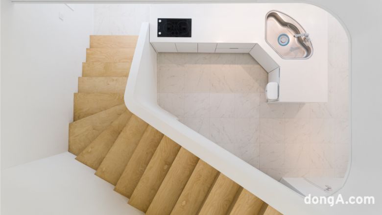 제오건축사사무소 제주 큰바다영 건축물 내부