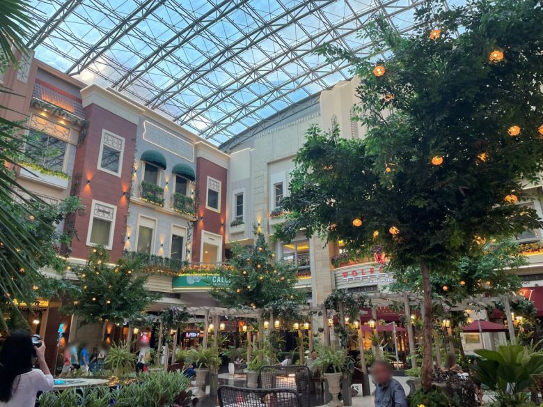 메리어트 호텔 마닐라와 연결된 ‘뉴포트 월드 리조트’에 있는 이탈리아 베네치아를 연상시키는 정원. 이혜원 동아닷컴 기자 hyewon@donga.com