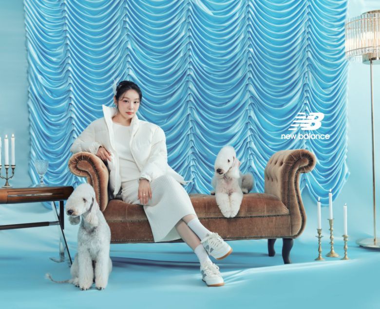 뉴발란스 앰버서더 김연아.  2016년 출시한 ‘연아 다운’은 10만 장 이상의 판매고를 기록했다. 이랜드월드 제공