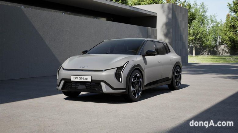 기아 EV4 해치백 GT라인