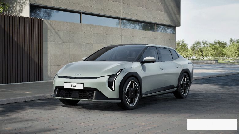 기아 EV4 세단
