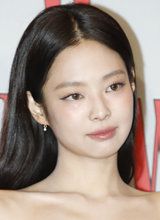 동아일보
