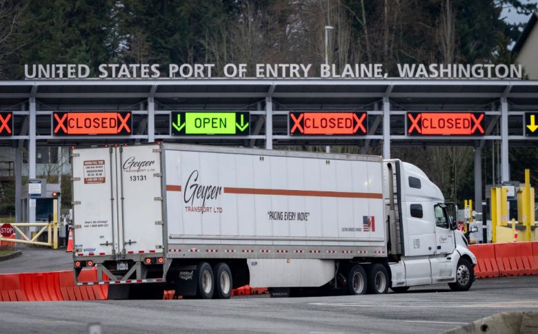 캐나다 브리티시컬럼비아주에서 미국 워싱턴주로 넘어가는 국경 지역의 모습. AP 뉴시스