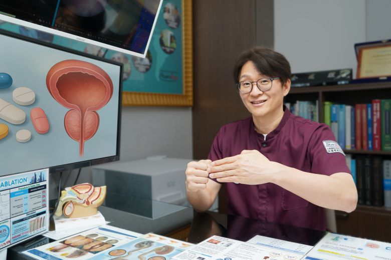 스탠탑비뇨의학과 김도리 대표원장은 “전립선비대증은 단순히 나이가 들어 발생하는 자연스러운 현상으로만 생각하면 안 된다. 증상이 나타났을 때 방치하면 배뇨 장애뿐만 아니라 심각한 합병증으로 이어질 수 있다”며 조기 진단과 치료의 중요성을 강조했다. 스탠탑비뇨의학과 제공