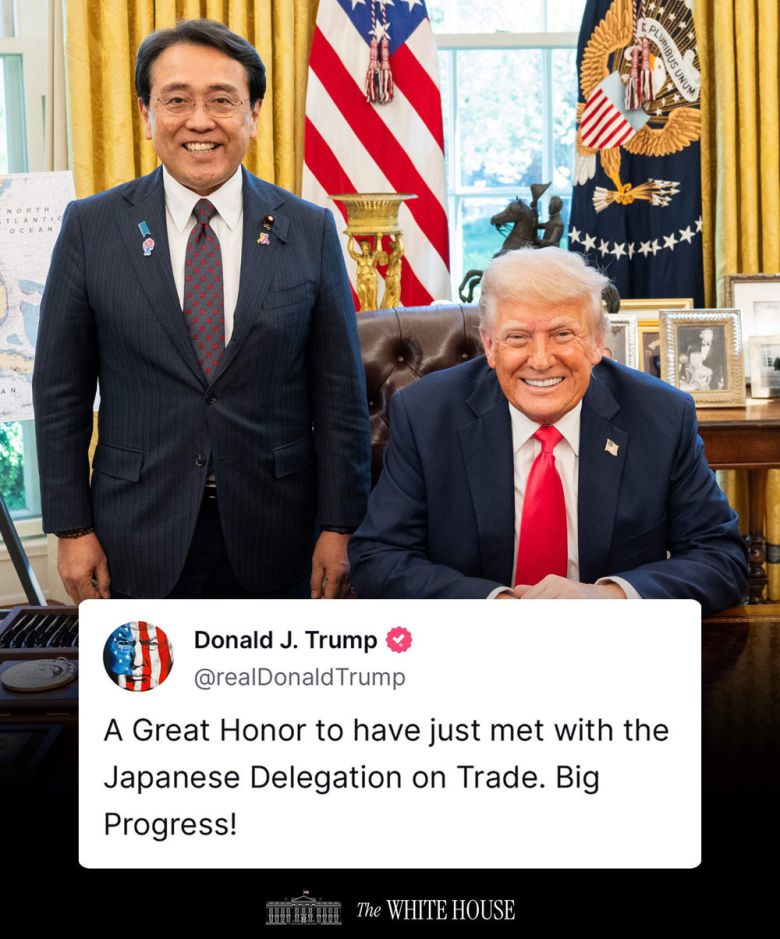동아일보