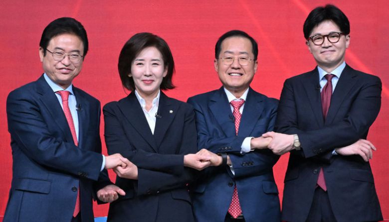 동아일보