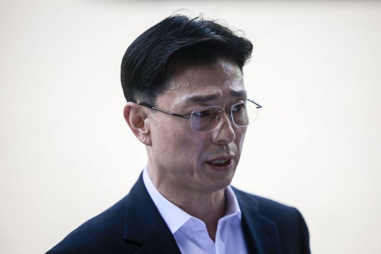 임성근 전 해병대 1사단장이  해병대 채 상병 순직 사건에 대한 외압 의혹 수사관련 포렌식 참관을 위해 23일 경기 과천시 고위공직자범죄수사처(공수처)로 출석하기에 앞서 취재진 앞에서 입장을 밝히고 있다. 2025.04.23. [과천=뉴시스]