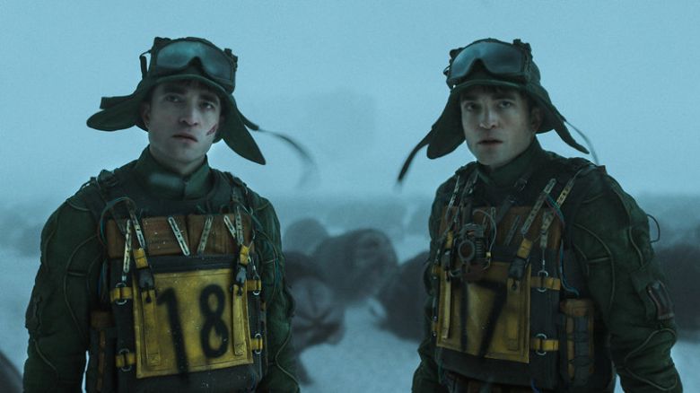 미키17 미래 인류의 생존을 다룬 봉준호 감독의 SF 영화. 워너브러더스 제공