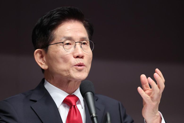 김문수 국민의힘 대선 후보가 8일 서울 중구 프레스센터에서 열린 관훈클럽 초청 토론회에서 기조연설을 하고 있다. 2025.05.08. 뉴시스