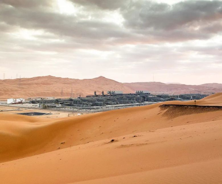 사우디아라비아 남동부 사막 한가운데에 있는 샤이바 유전의 아람코 생산시설 모습. 아람코 제공